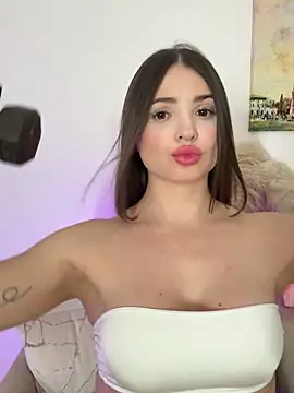 Изображение секс-шоу модели Ashleyjenner_