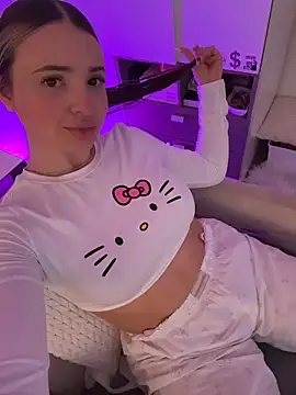 Изображение секс-шоу модели Ashleyjenner_