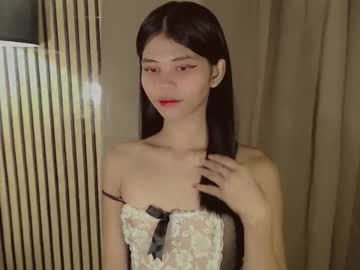 yourfavoratevivian's sex show image