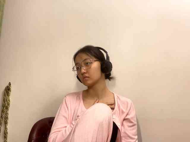 Изображение секс-шоу модели MellieTormey