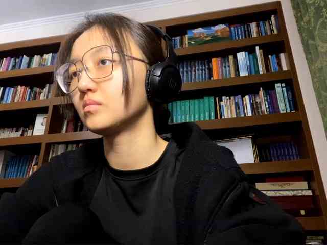 Изображение секс-шоу модели MellieTormey