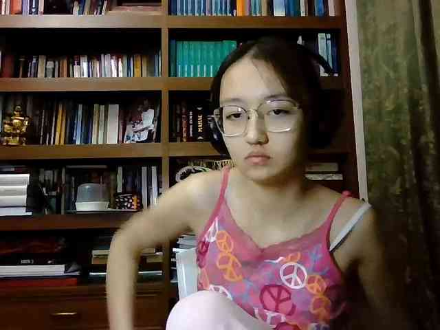 Изображение секс-шоу модели MellieTormey