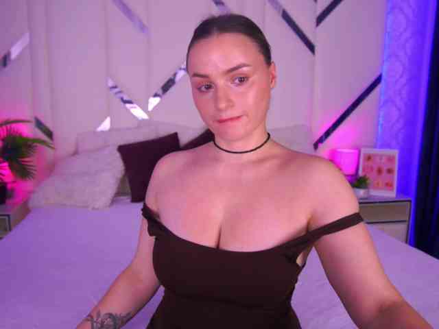 Изображение секс-шоу модели FloraGreys