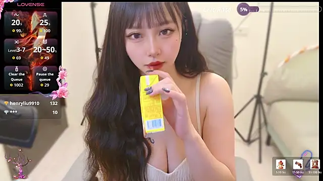 Khaleesi_ying_'s sex show image