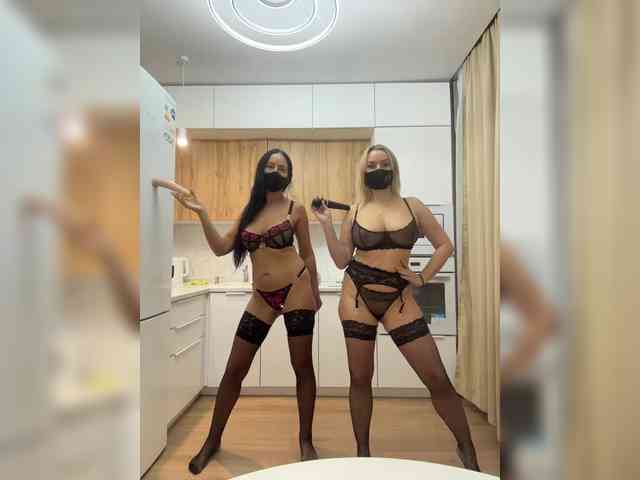 Milana555550's sex show image