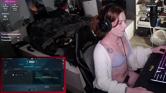 Sexshow-Bild von Horny_Makima Sexshow-Bild von Horny_Makima