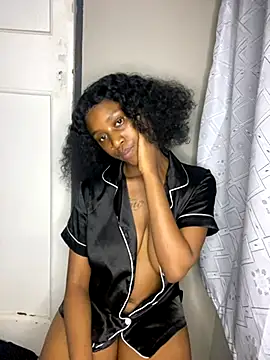 Sirah1's sex show image Sirah1's sex show image