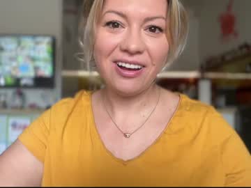 Sexshow-Bild von kiradivine Sexshow-Bild von kiradivine