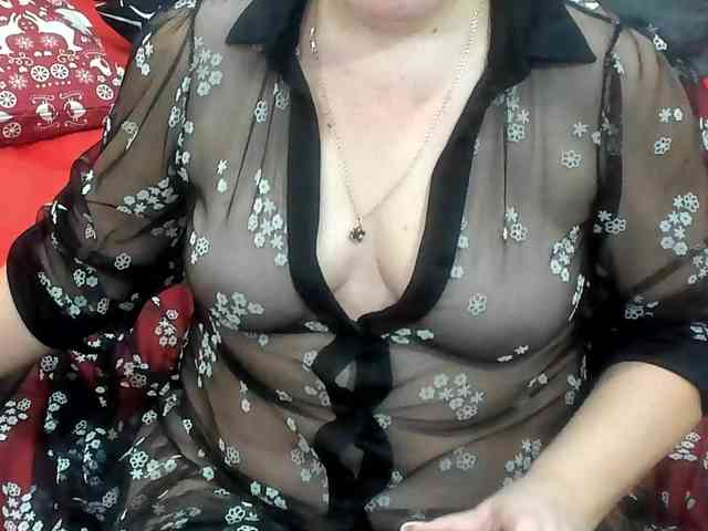 KyliePage1's sex show image