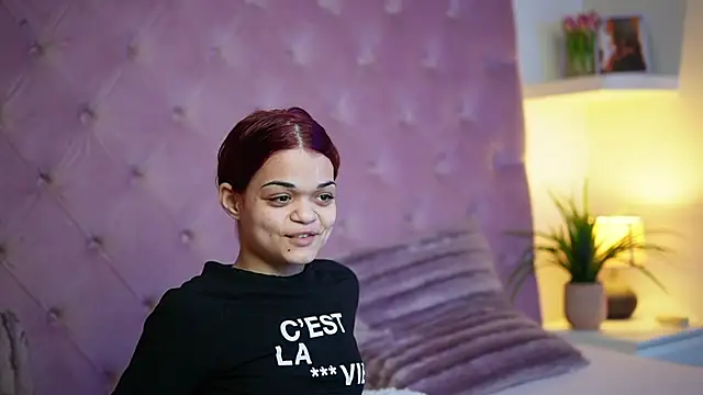 MaiaMini's sex show image MaiaMini's sex show image