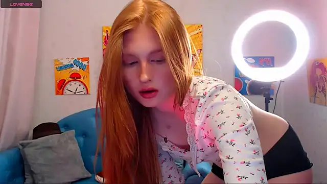 LuxXAngel's sex show image