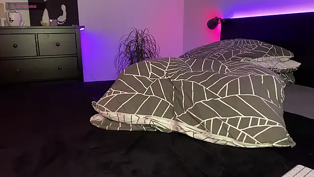 spottyyy's sex show image