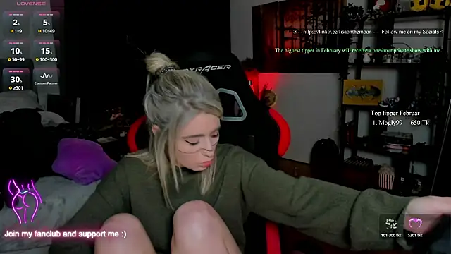 Lisaonthemoon's sex show image