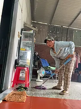 Изображение секс-шоу модели Linaannn