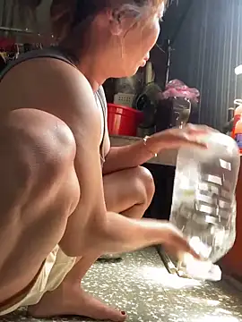 Linaannn's sex show image