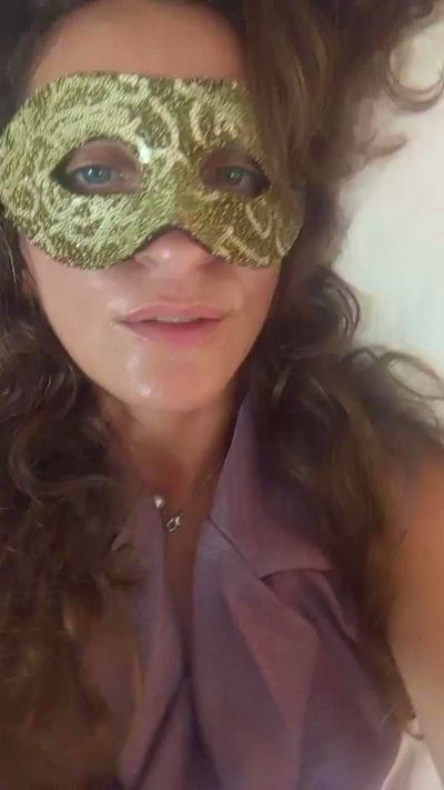 Изображение секс-шоу модели 23Bebe23 Изображение секс-шоу модели 23Bebe23