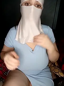 Lamia_Queen_'s sex show image