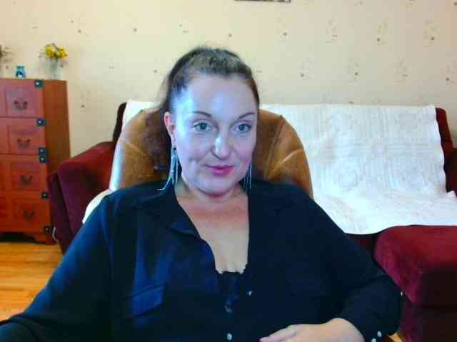 Alice3694's sex show image