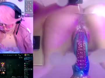 Изображение секс-шоу модели vivicute_ Изображение секс-шоу модели vivicute_