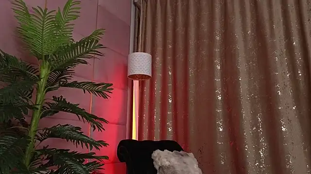 Изображение секс-шоу модели Elliblue Изображение секс-шоу модели Elliblue