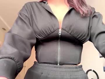 nievesshippey's sex show image