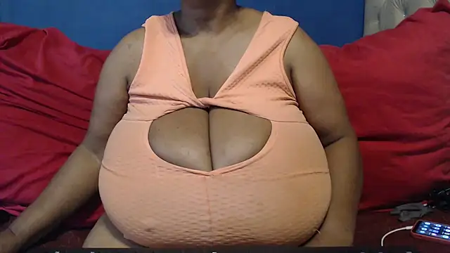 Изображение секс-шоу модели CUTEFIRMMELONSS