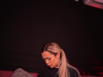 nickybennz's sex show image