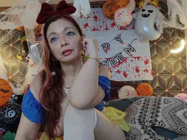 Sexshow-Bild von YummyMeily Sexshow-Bild von YummyMeily