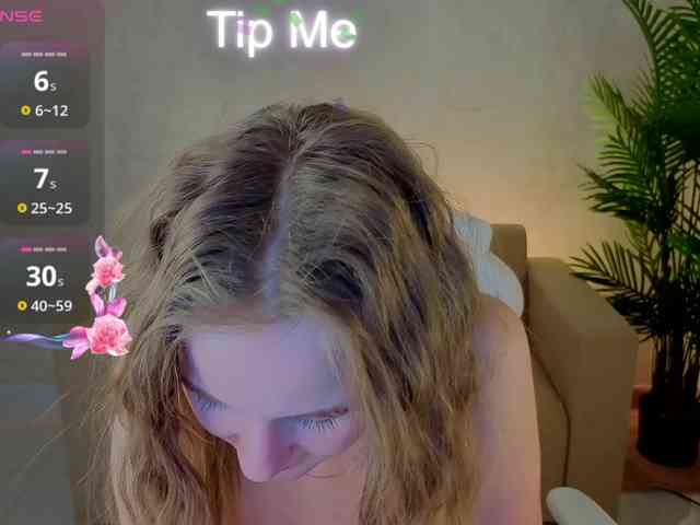 Изображение секс-шоу модели Kiana-White