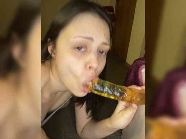 SilverSaya's sex show image