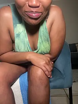 WaterMommy's sex show image