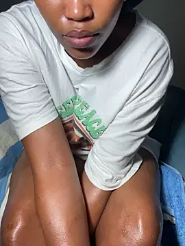 WaterMommy's sex show image