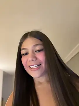 Alyshanon18's sex show image