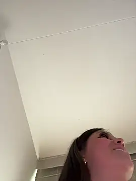 Alyshanon18's sex show image