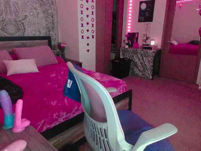 MaciMay's sex show image MaciMay's sex show image