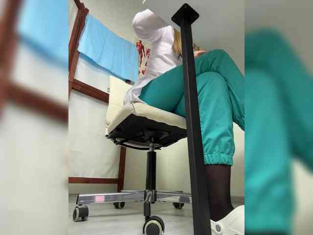 Изображение секс-шоу модели Adelaida1001