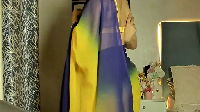 Divyani's sex show image