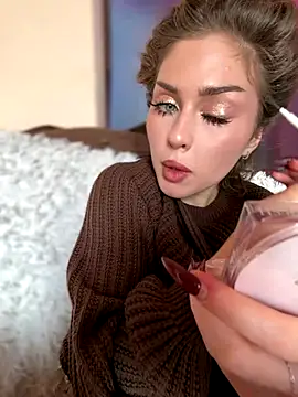 Изображение секс-шоу модели KellyKeler