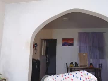 Изображение секс-шоу модели julianitatoro