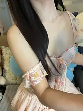 Изображение секс-шоу модели Vanh_hime Изображение секс-шоу модели Vanh_hime