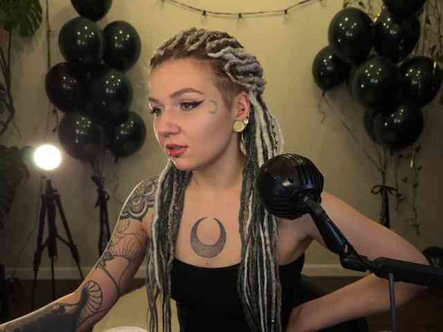 Изображение секс-шоу модели bySOVA