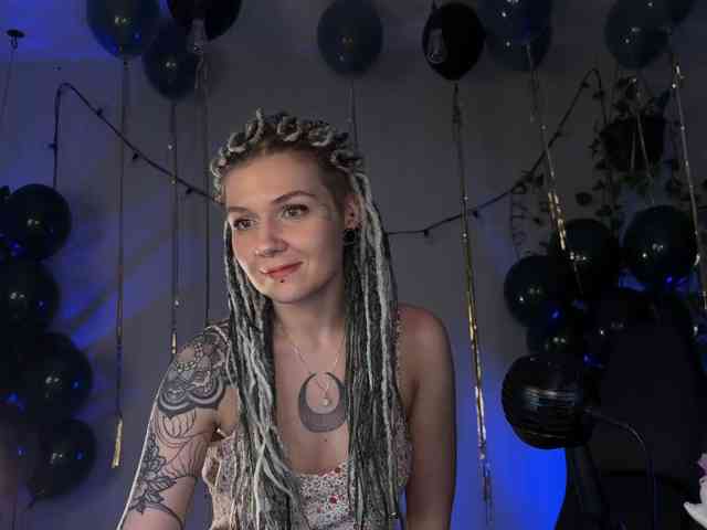 Изображение секс-шоу модели bySOVA