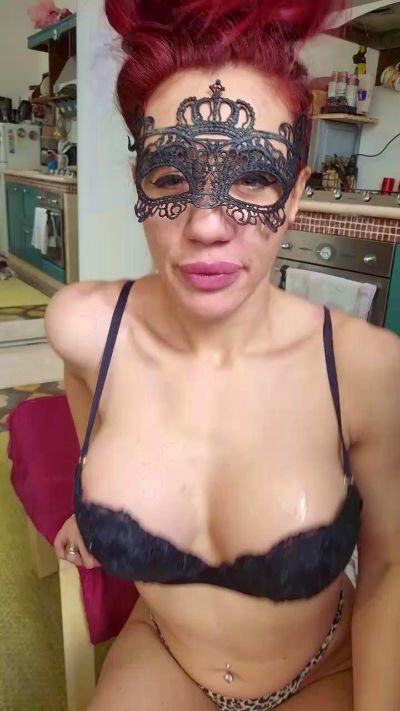 Sexshow-Bild von Hotladysquirt