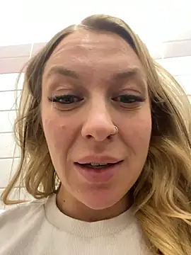 Изображение секс-шоу модели Sweet___Emily