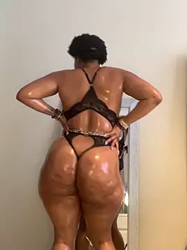 CurvyDesire1's sex show image