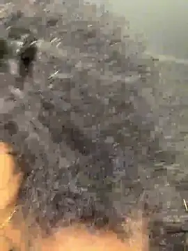 CurvyDesire1's sex show image