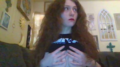 Изображение секс-шоу модели QueenCrimson