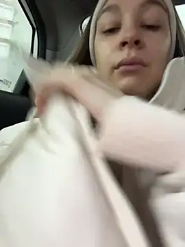 Изображение секс-шоу модели SashaCatt Изображение секс-шоу модели SashaCatt