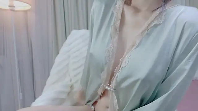 CharmineLily's sex show image