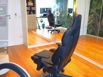 mileysin's sex show image